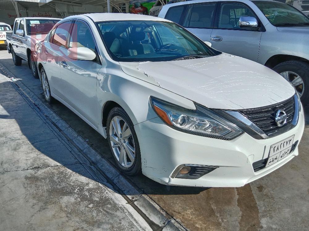 Nissan Altima
